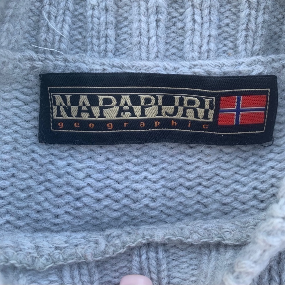 NAPAPIJRI Italian Virgin Wool Sweater | Size XL - Picture 3 of 5
